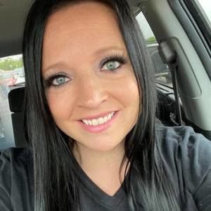 Meet your Posher, Lacey